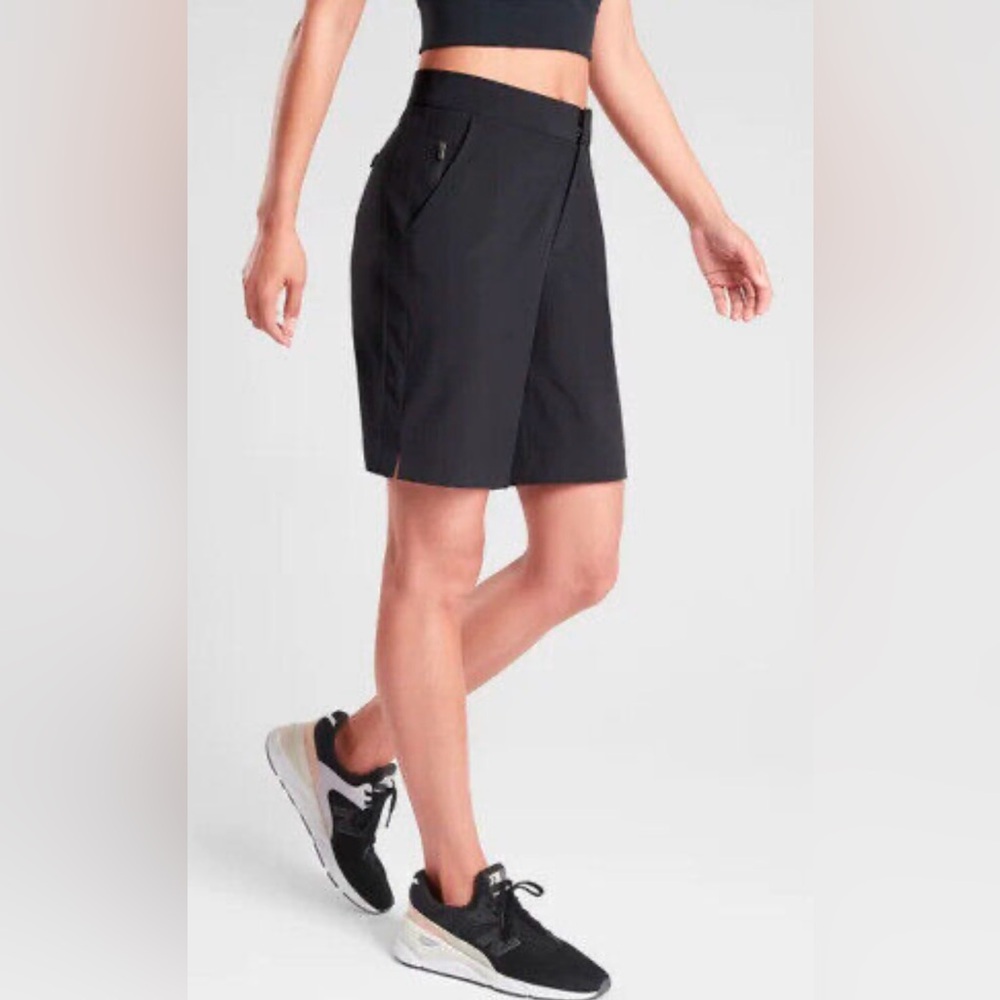 Athleta Black Women's Shorts Bermudas